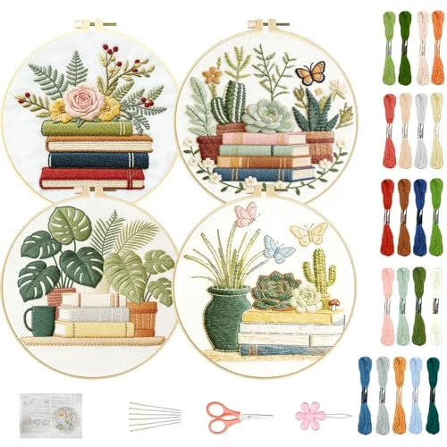 Plantes et piles de livres — quatre motifs — visuel de la référence
