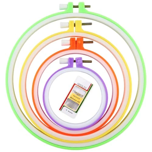 Quatre tambours colorés et seize aiguilles — visuel de la référence